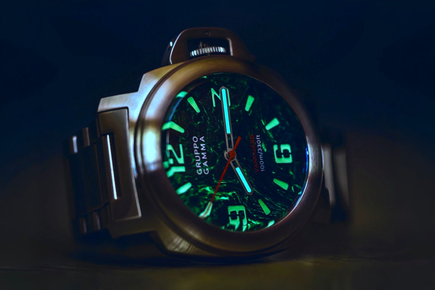 Lume-infused carbon dial